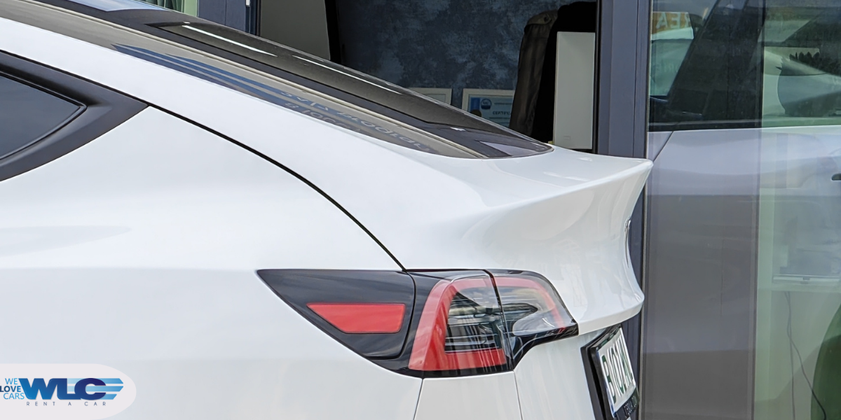 Suplimentam Flota cu o Tesla Model Y: Explorăm Beneficiile Închirierii de Mașini Electrice - Inchirieri auto - wlc.ro